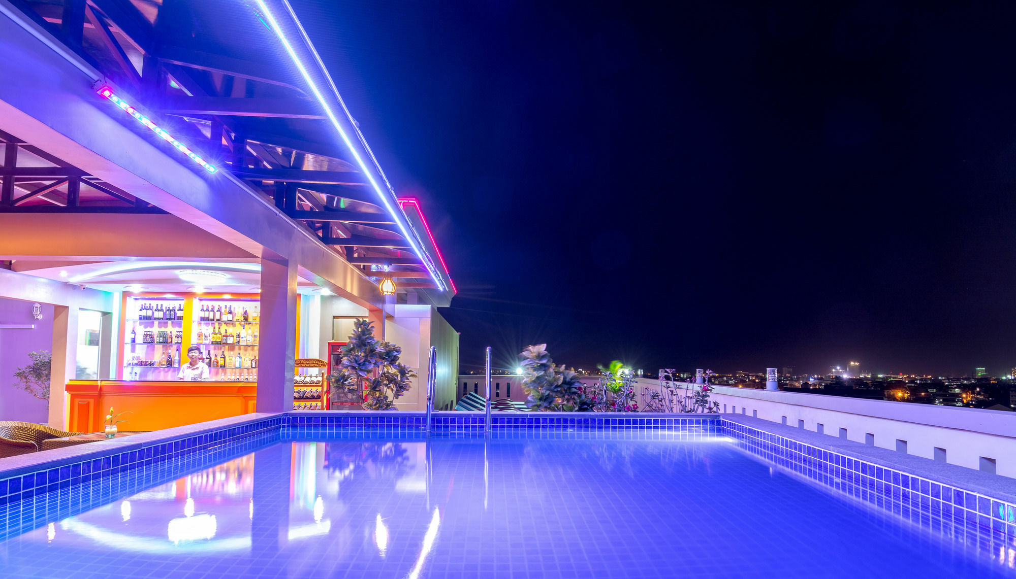 Raksmey Suo Hotel Phnom Penh Exterior photo